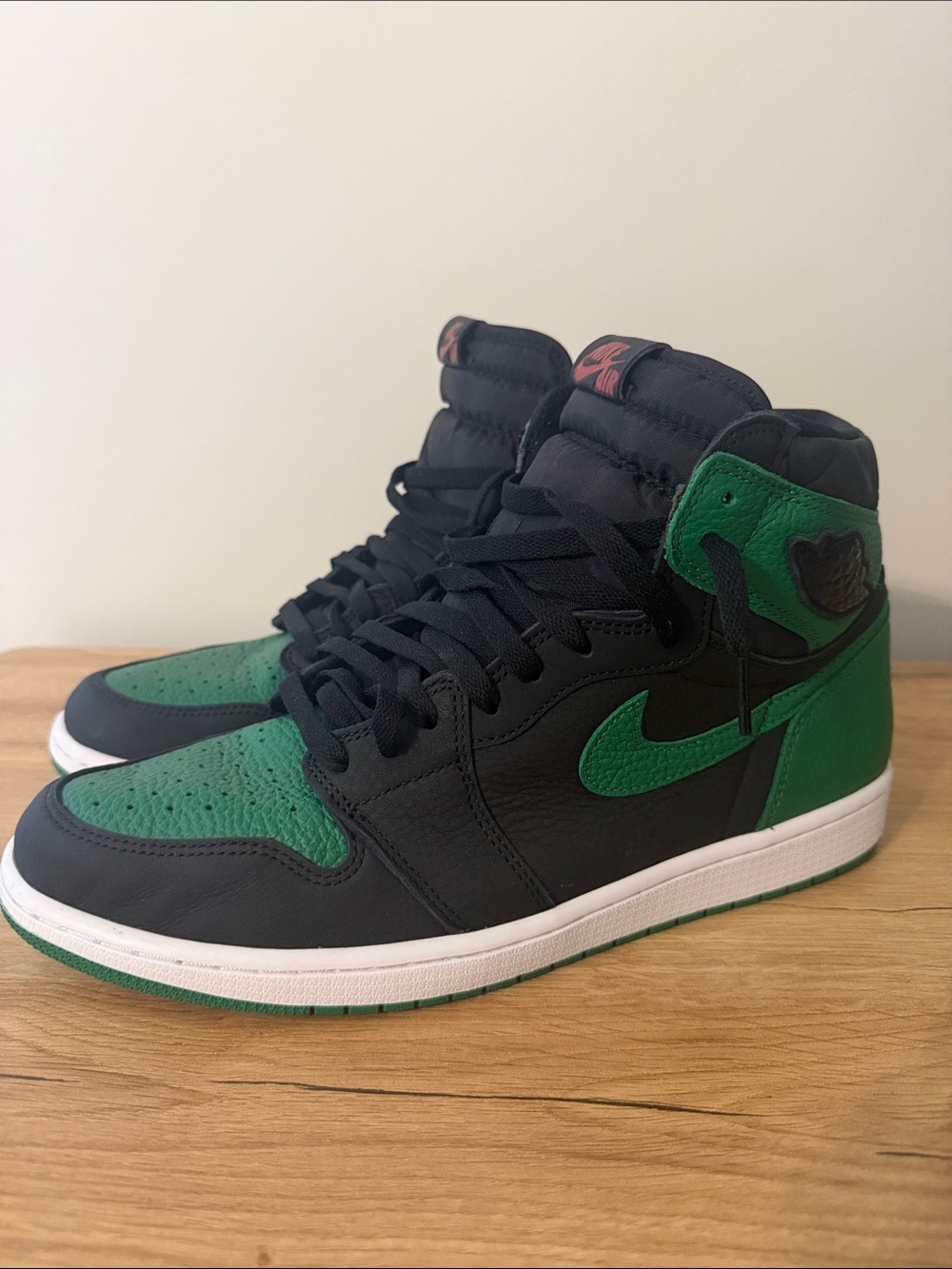 Jordan 1 Retro High Pine Green